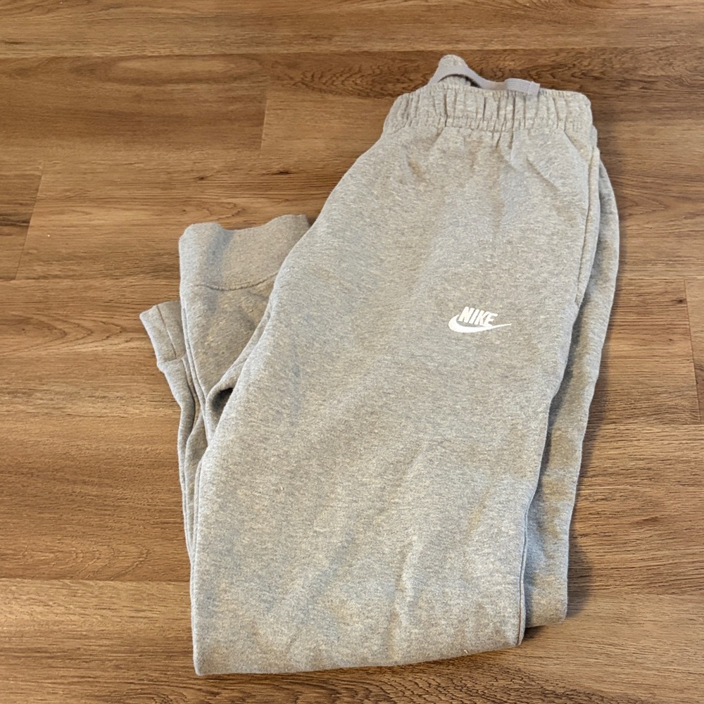 Nike sweatpants with cuff - men’s